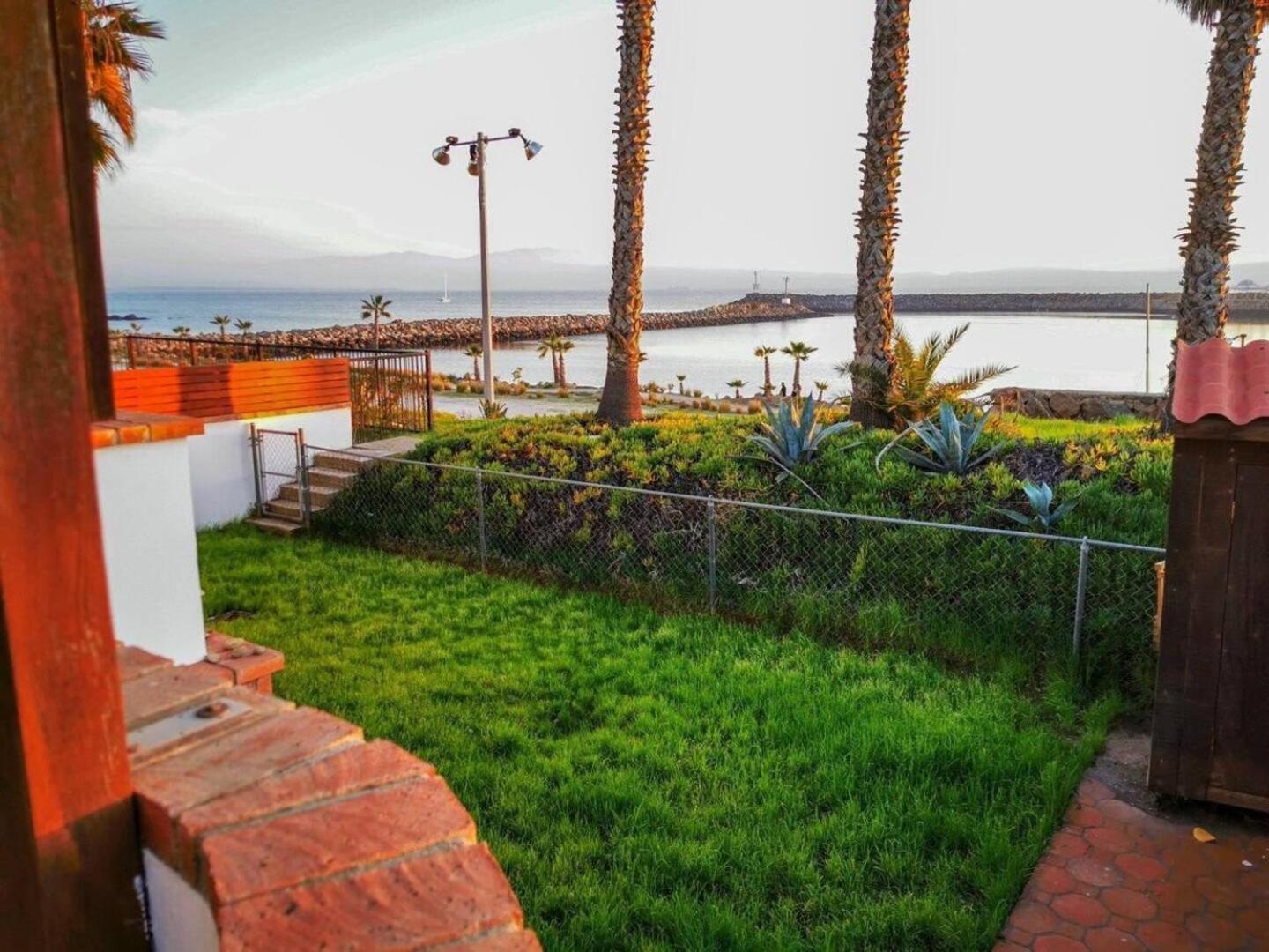 Playa Plateada Beach House Ενσενάντα Εξωτερικό φωτογραφία